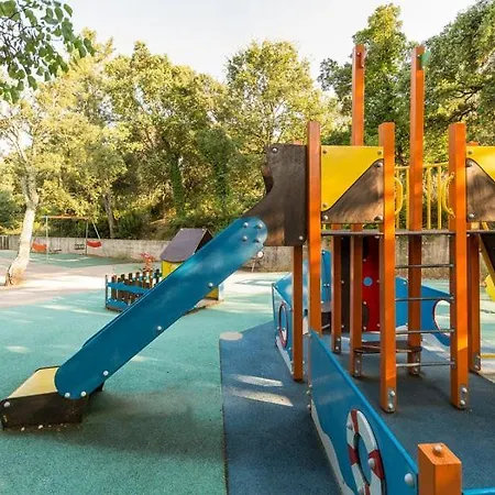 Les Restanques 21 Pins 7pers *