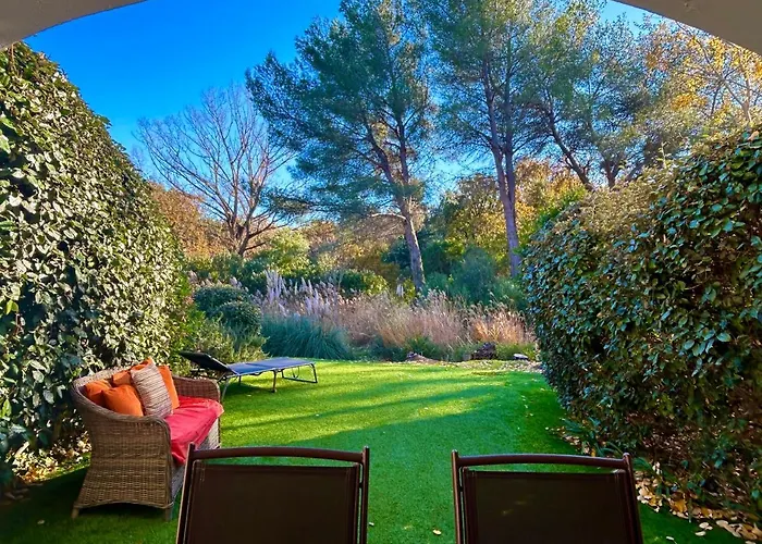 Dom wakacyjny Les Restanques 21 Pins 7pers *